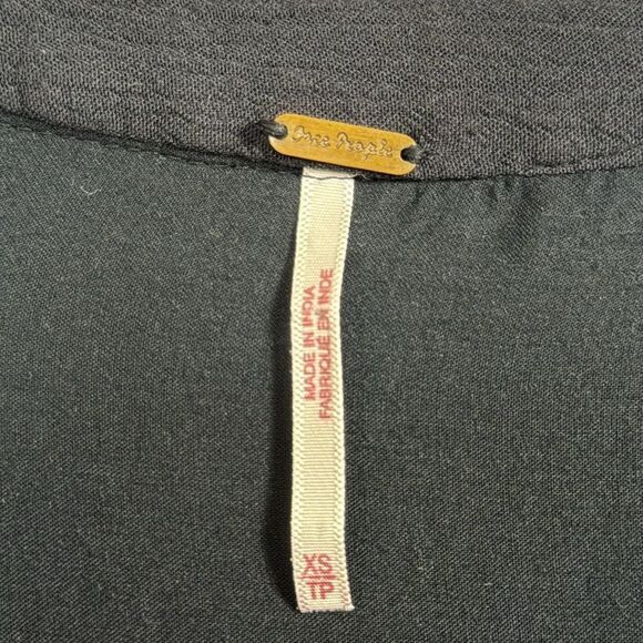 Free People Mia Gauze Floral Embroidered Boho Pockets V Neck Black Mini Dress - Picture 6 of 16